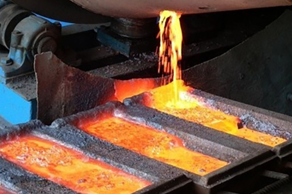 Aluminum-Smelting-1