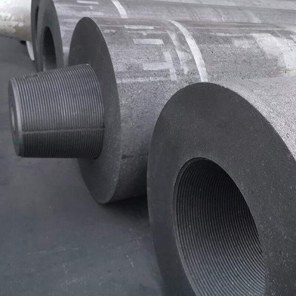 UHP-graphite-electrode-Low-Electrical-ResistanceHigh-Density，lower-consumption-1-600x600
